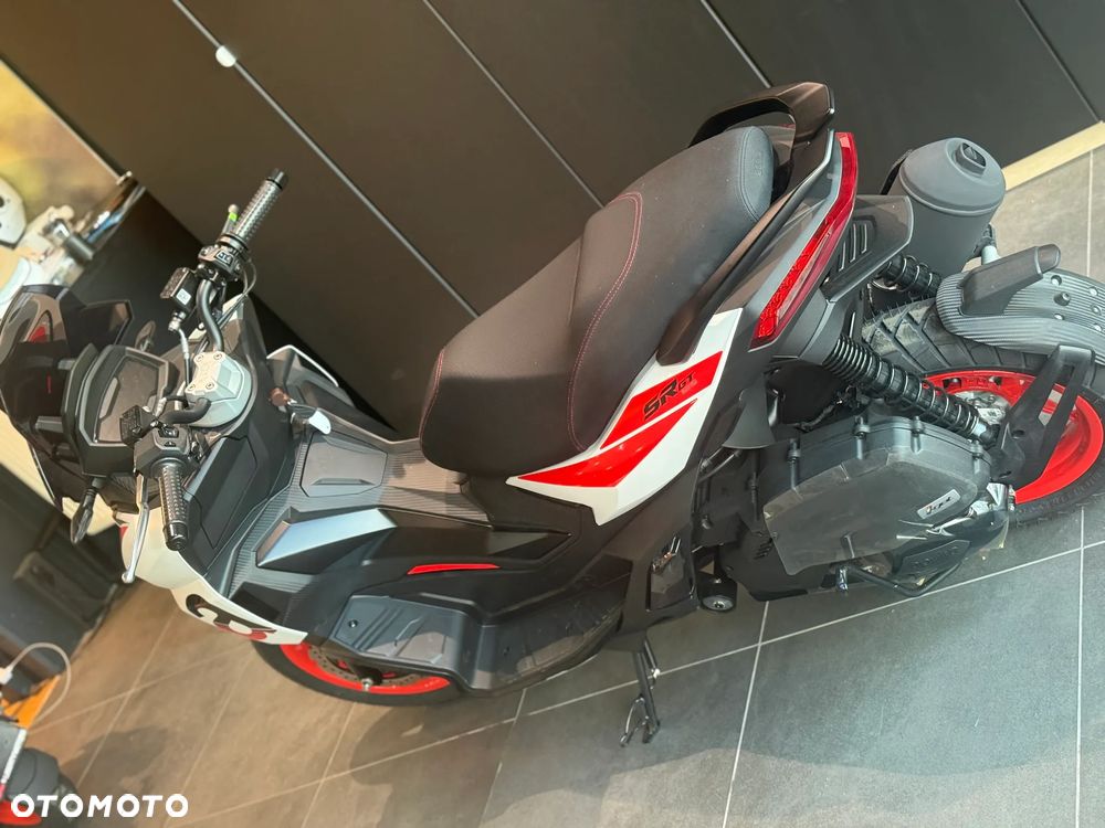 Aprilia SR - 3