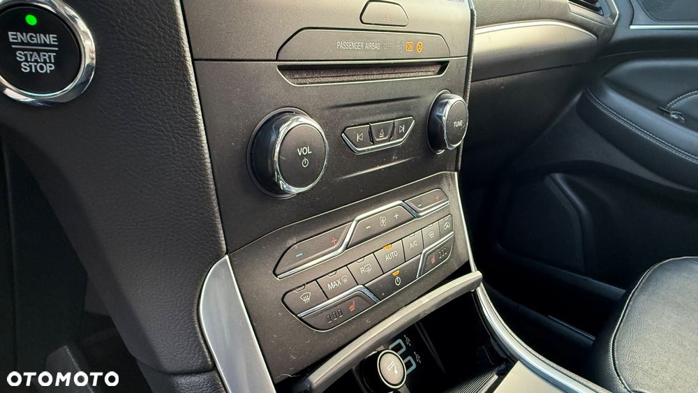 Ford Galaxy 2.0 EcoBlue Twin-Turbo Titanium - 29