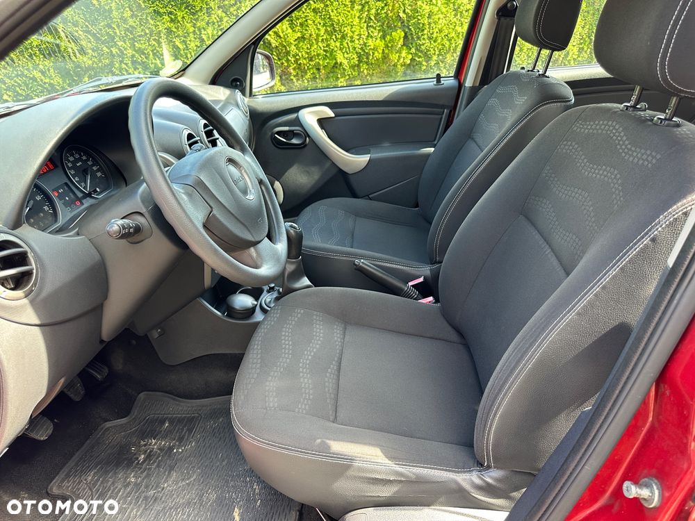 Dacia Sandero Stepway 1.6 - 26