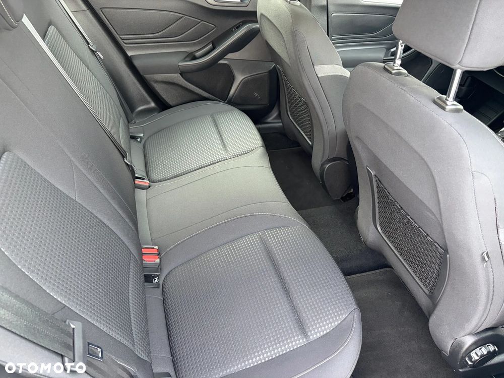 Ford Focus 1.0 EcoBoost Trend Edition - 22
