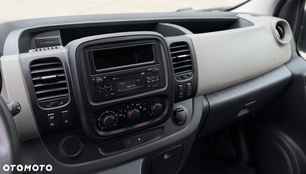 Renault TRAFIC L2H1 LONG 2016r 1.6 DCI 120KM - 31