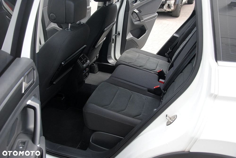 Volkswagen Tiguan 2.0 TDI SCR 4MOTION (BlueMotion Techn.) DSG Highline - 10