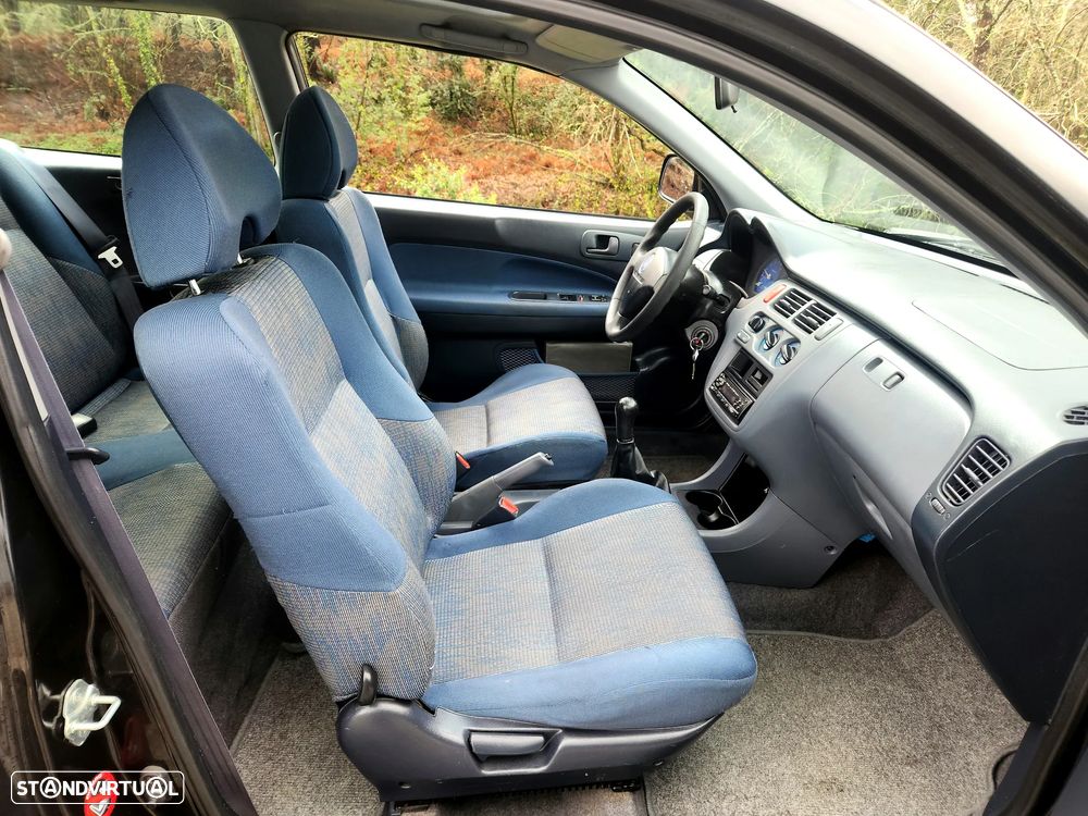 Honda HR-V 1.6 LS - 10