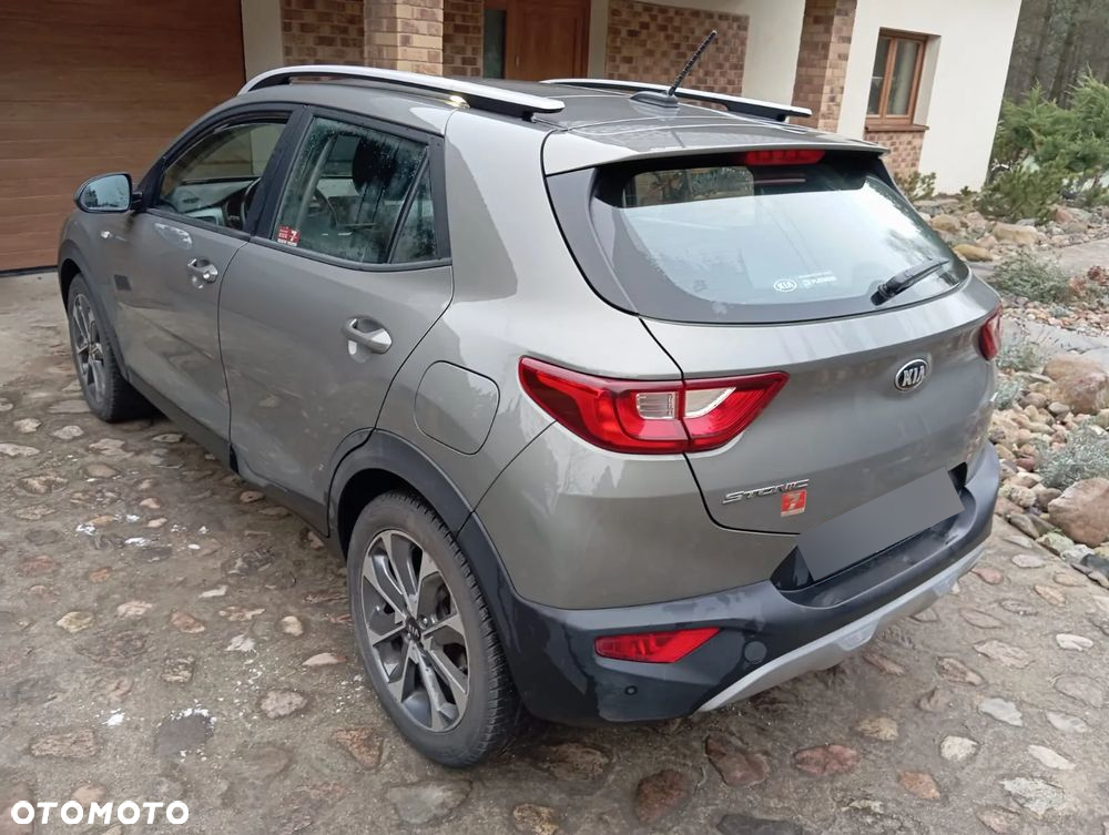 Kia Stonic 1.0 T-GDI L - 4