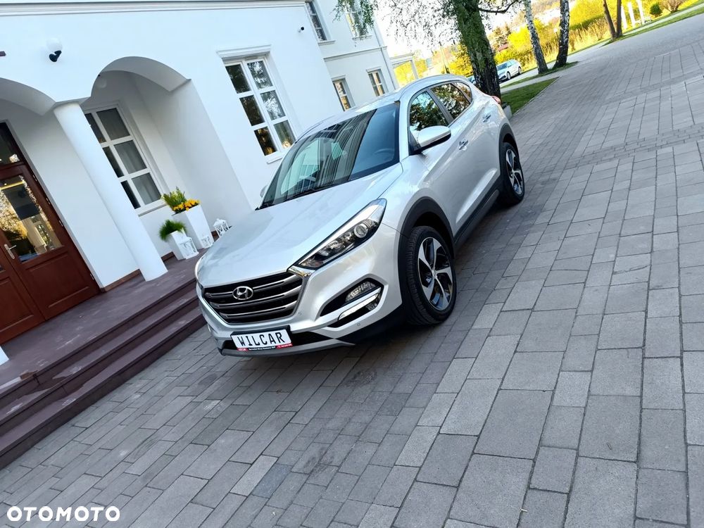 Hyundai Tucson 1.7 CRDI BlueDrive GO 2WD - 21