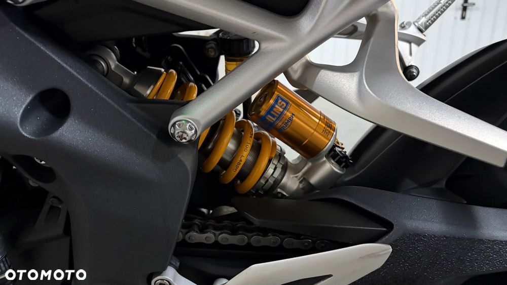 Triumph Speed Triple - 12