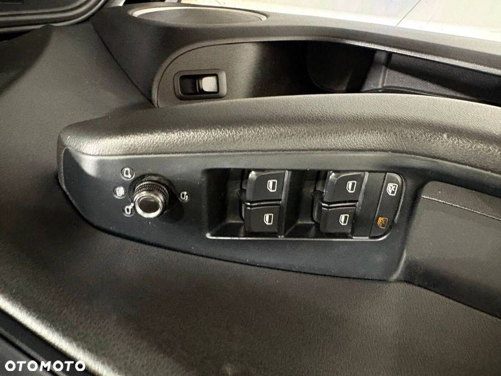 Audi Q5 Sportback - 22