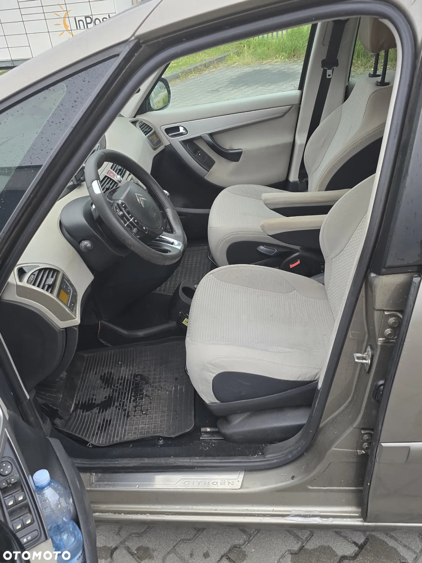 Citroën C4 Picasso 1.8 16V Confort - 21