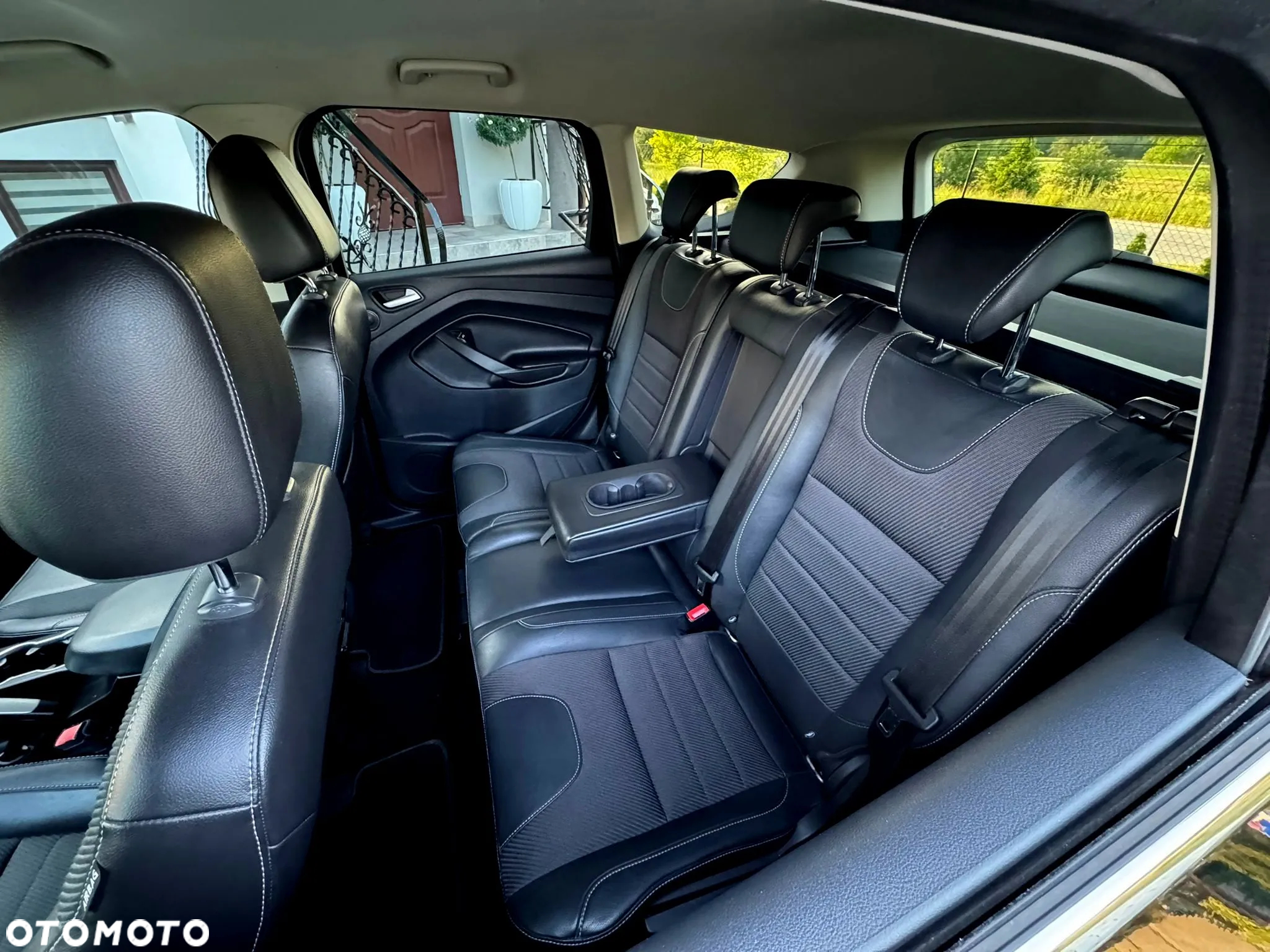 Ford Kuga 2.0 TDCi 4x4 Individual - 24