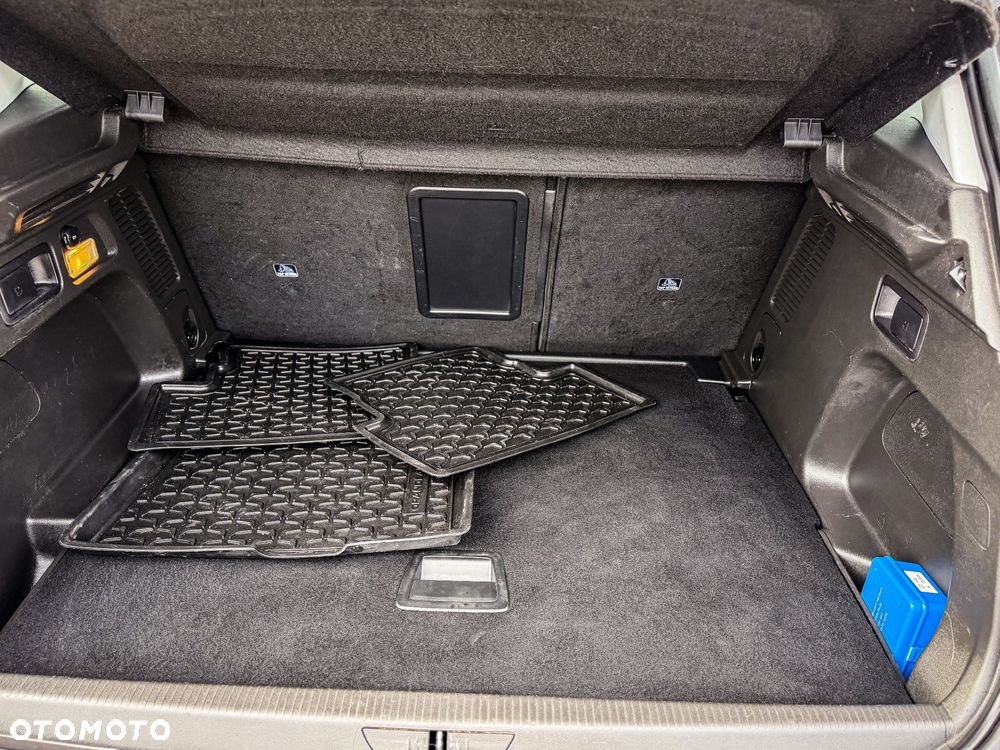 Opel Grandland X 1.2 Start/Stop Business Elegance - 25