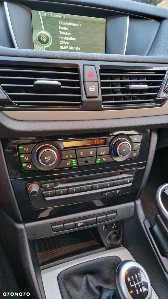BMW X1 sDrive18i xLine - 16