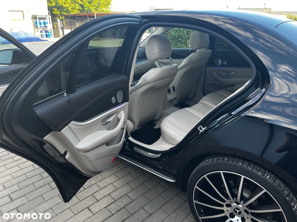 Mercedes-Benz Klasa E 220 d 9G-TRONIC - 9