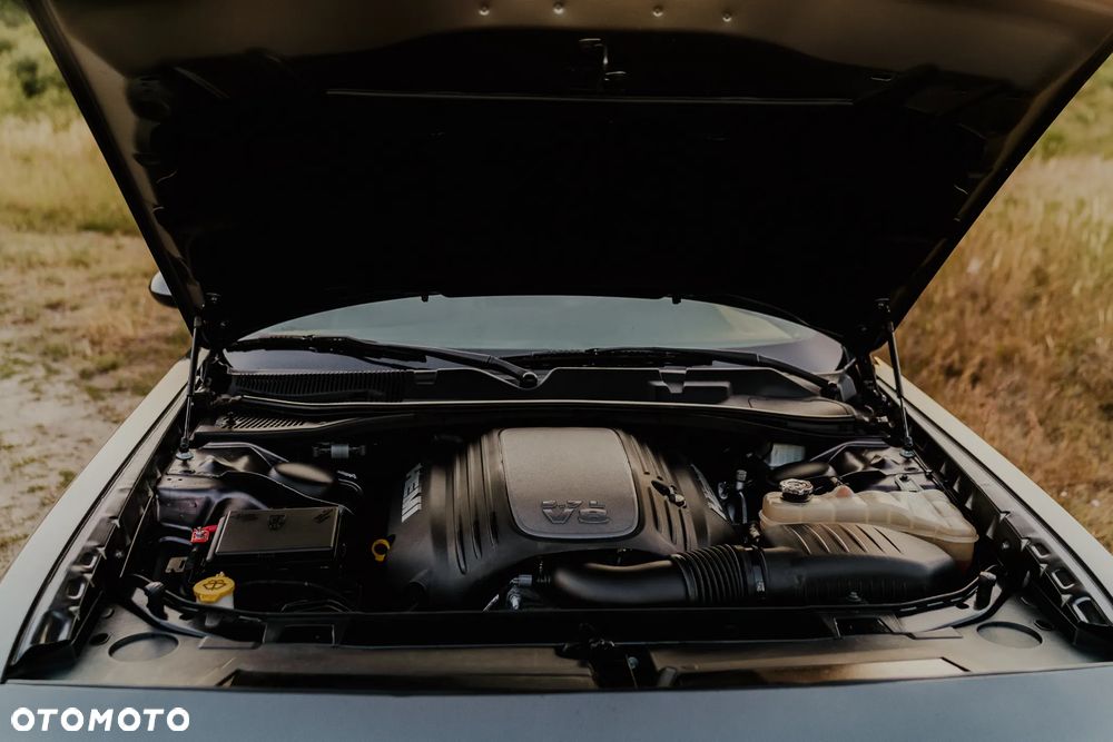 Dodge Challenger 5.7 R/T - 12