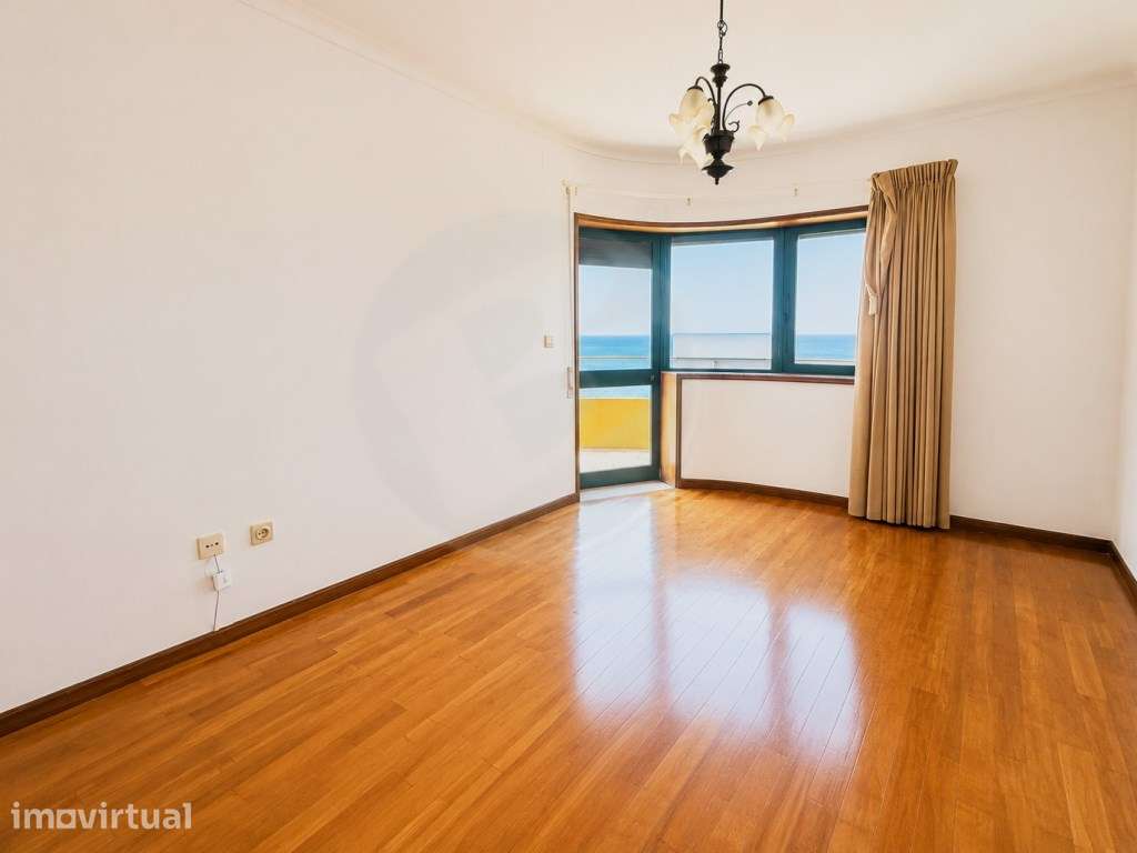 T3 Duplex c/ Terraço em 1ª Linha de Mar na Póvoa de Varzim - Grande imagem: 5/32