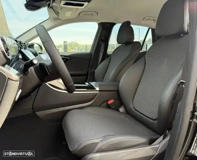 Mercedes-Benz GLC 300 e 4Matic - 9