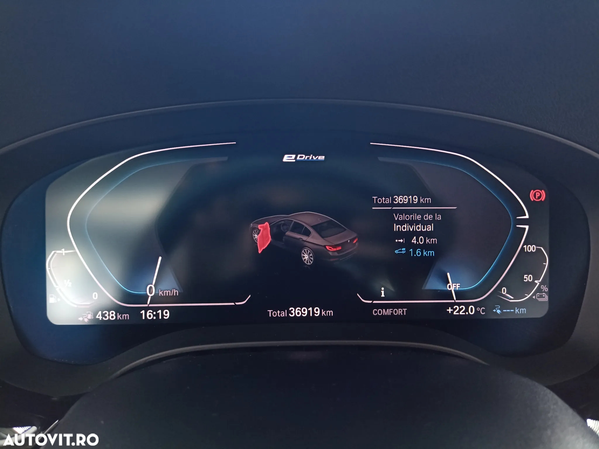 BMW Seria 5 520i Aut. Luxury Line - 37