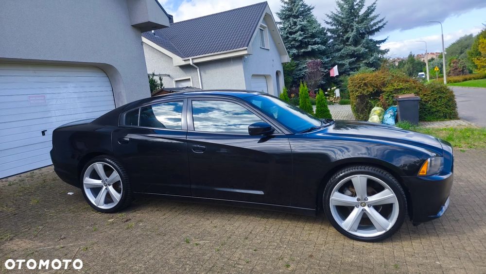 Dodge Charger 3.5 V6 SXT - 7