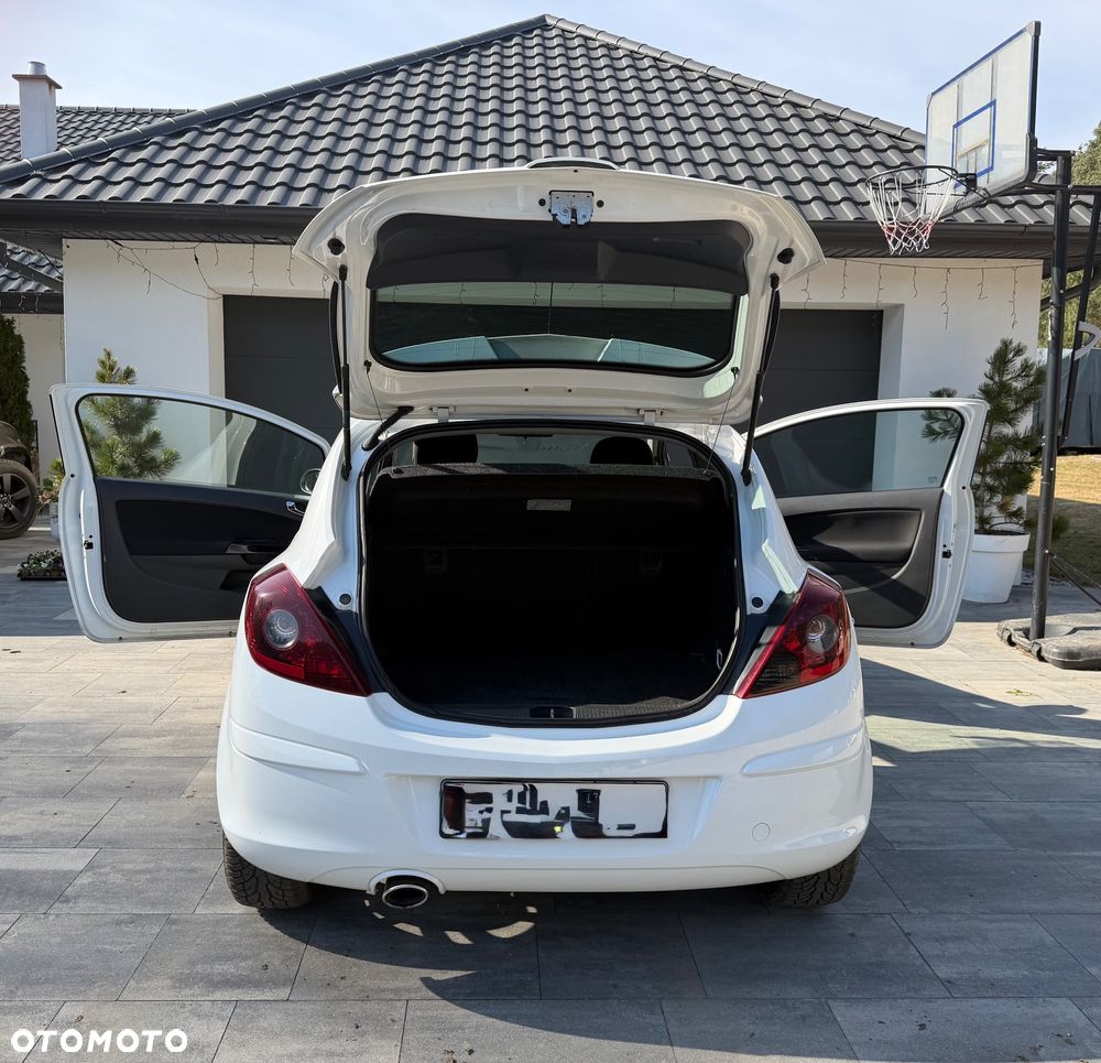 Opel Corsa 1.4 16V Edition - 10