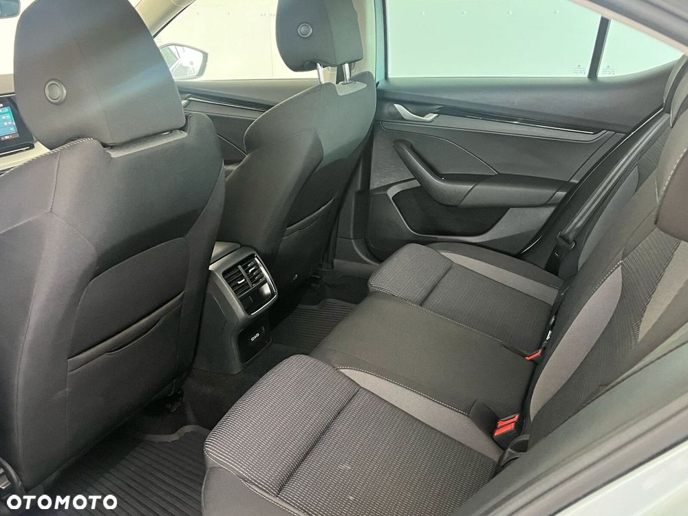 Skoda Octavia 1.5 TSI Business - 36