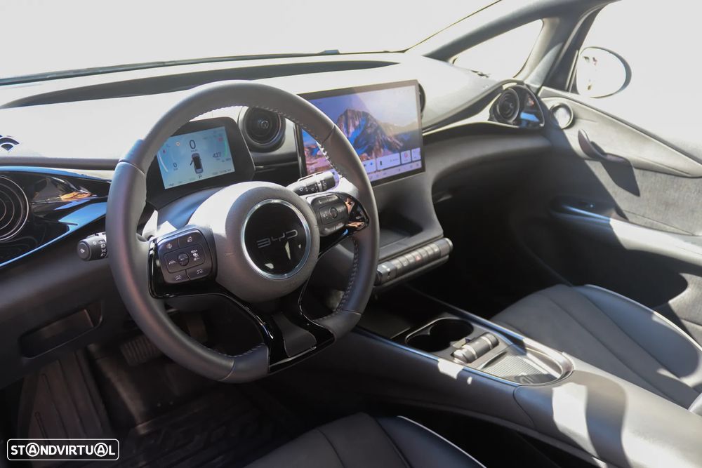 BYD Dolphin 60.4 kWh Design - 7