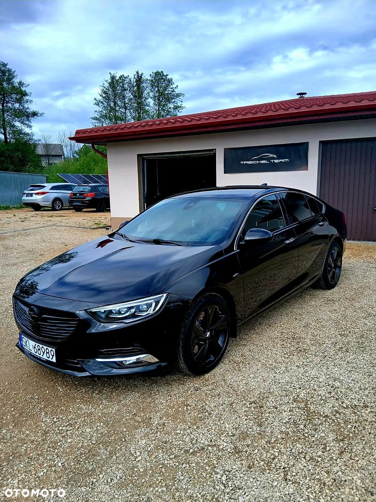 Opel Insignia 2.0 T 4x4 Innovation S&S - 11