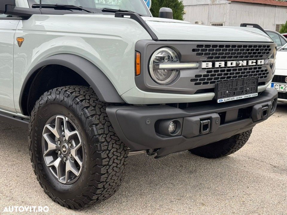Ford Bronco 2.7L V6 Ecoboost Badlands - 6