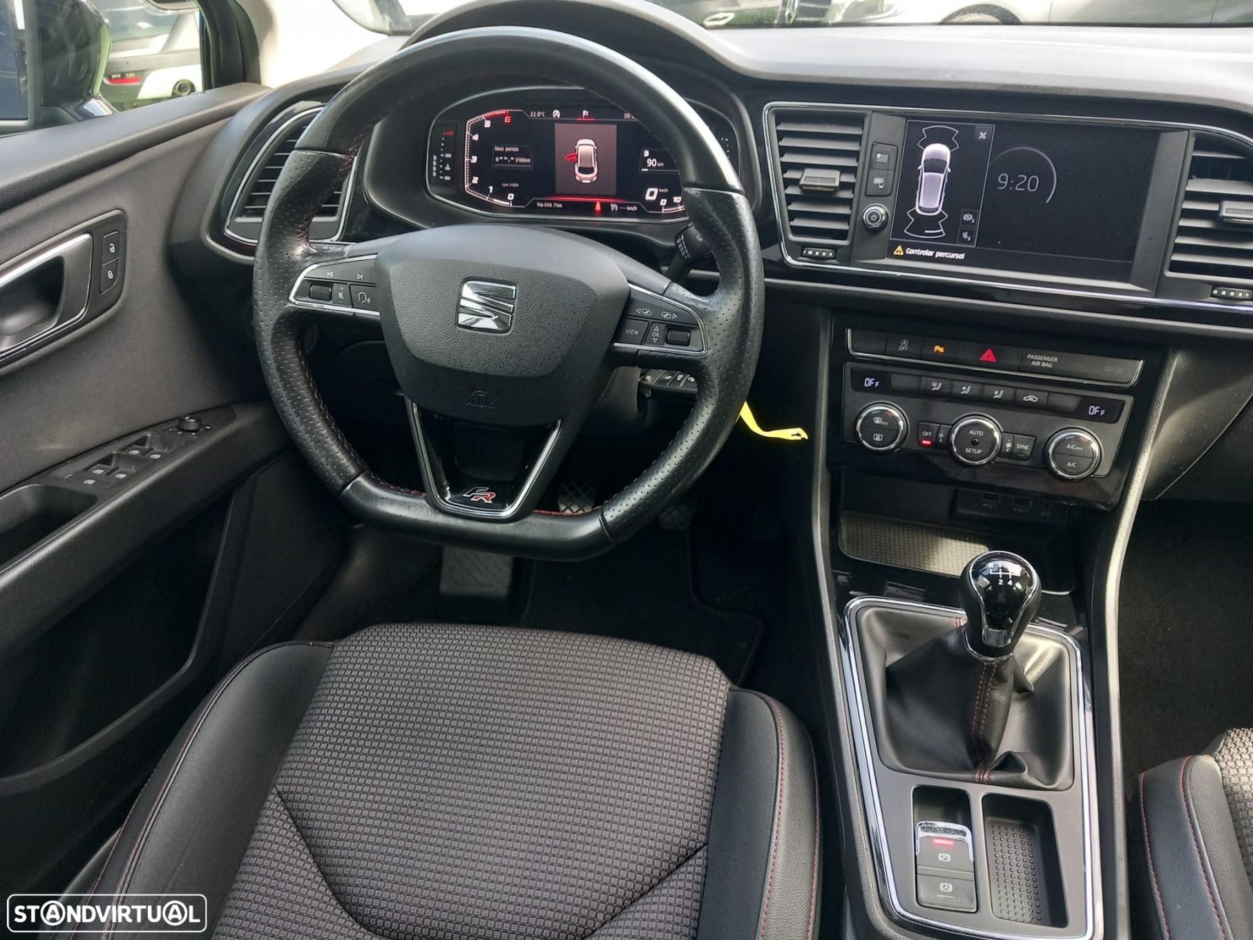 SEAT Leon ST 1.6 TDi FR S/S - 11