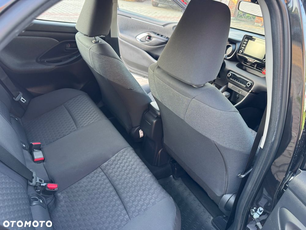 Toyota Yaris - 22