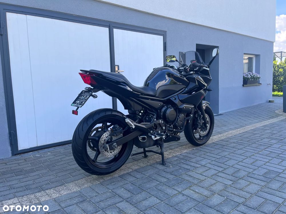 Yamaha XJ - 4