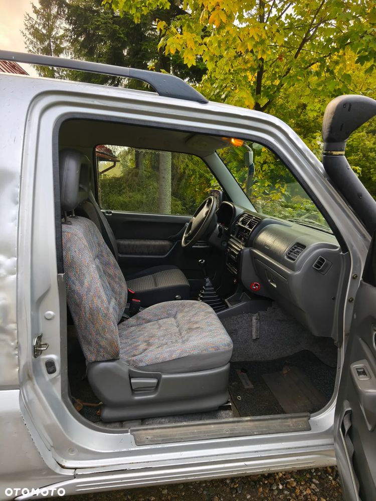 Suzuki Jimny - 10