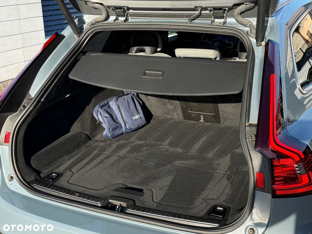 Volvo V90 B5 D AWD Inscription - 34