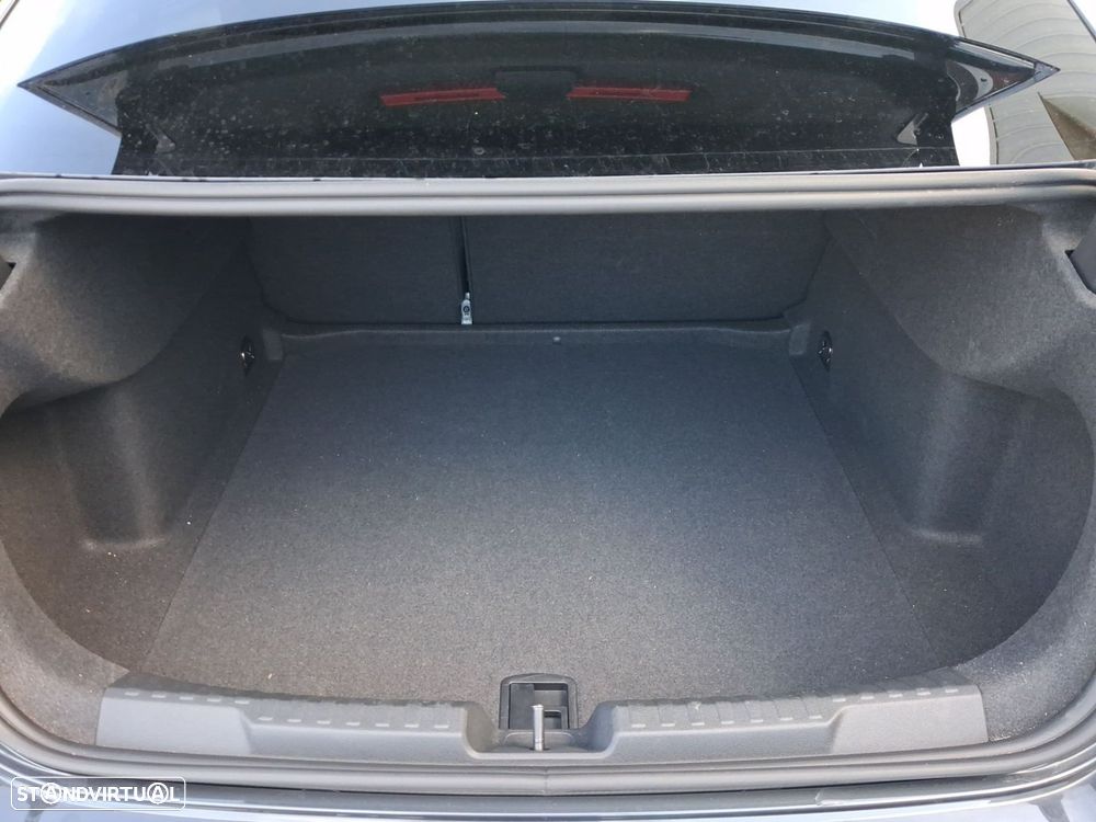 Audi A3 Limousine 30 TFSI Advanced S tronic - 20