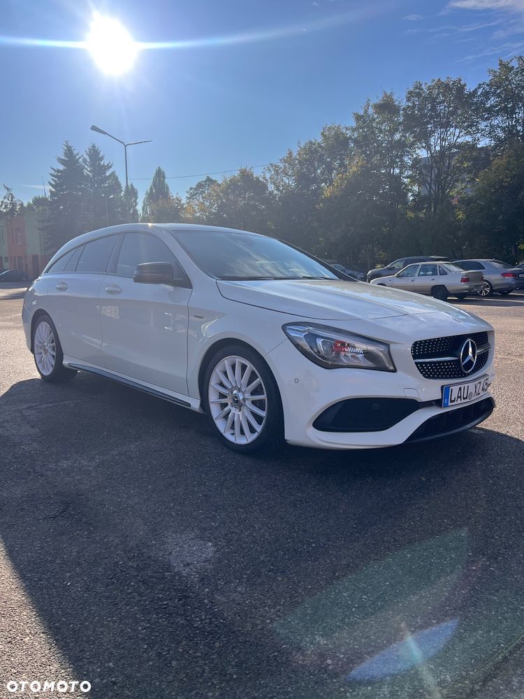 Mercedes-Benz CLA 250 4-Matic AMG Line - 2