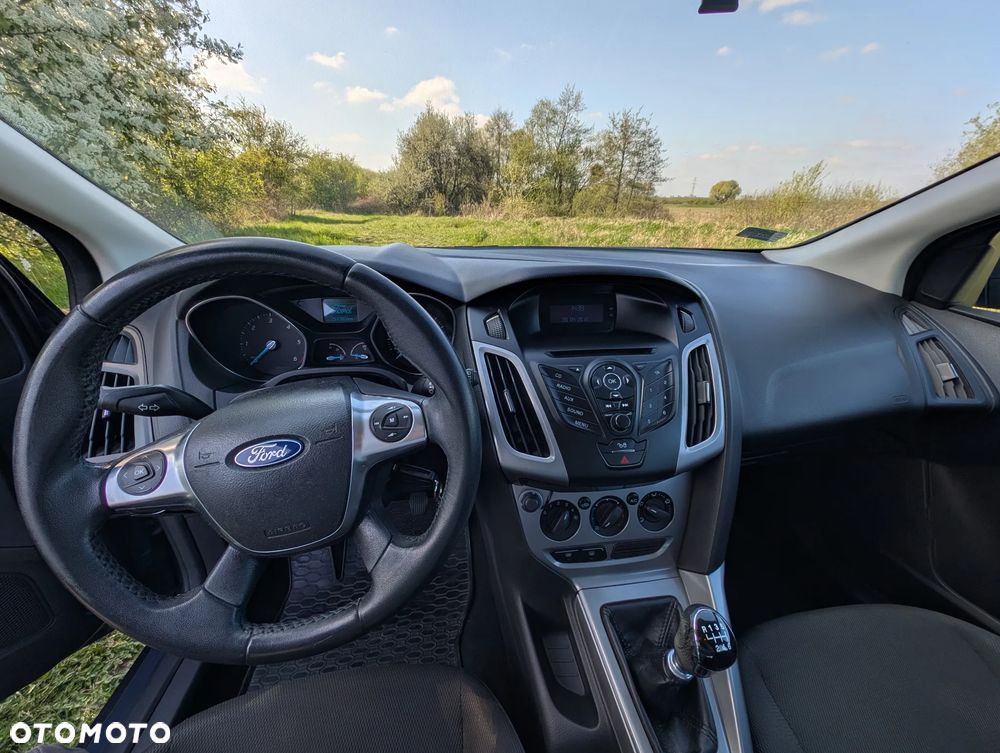 Ford Focus - 10