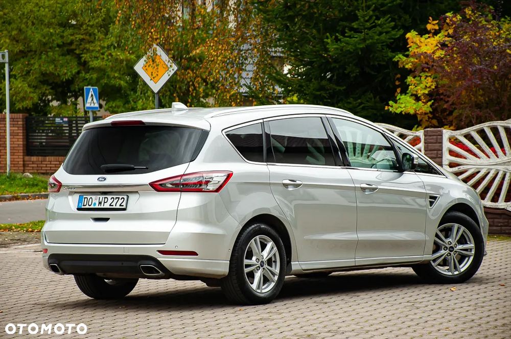 Ford S-Max 2.0 EcoBlue Titanium - 31