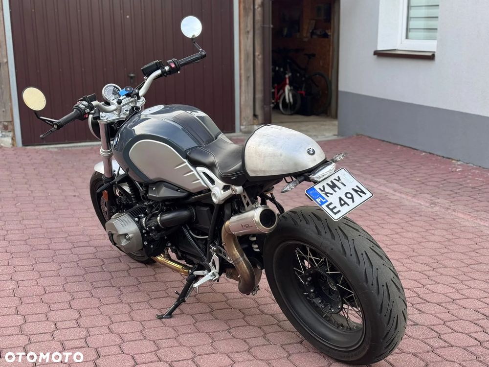 BMW R - 9