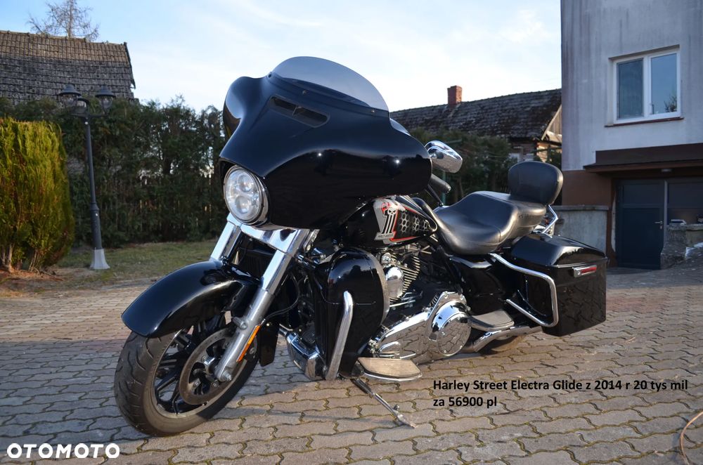 Harley-Davidson Touring Street Glide - 25