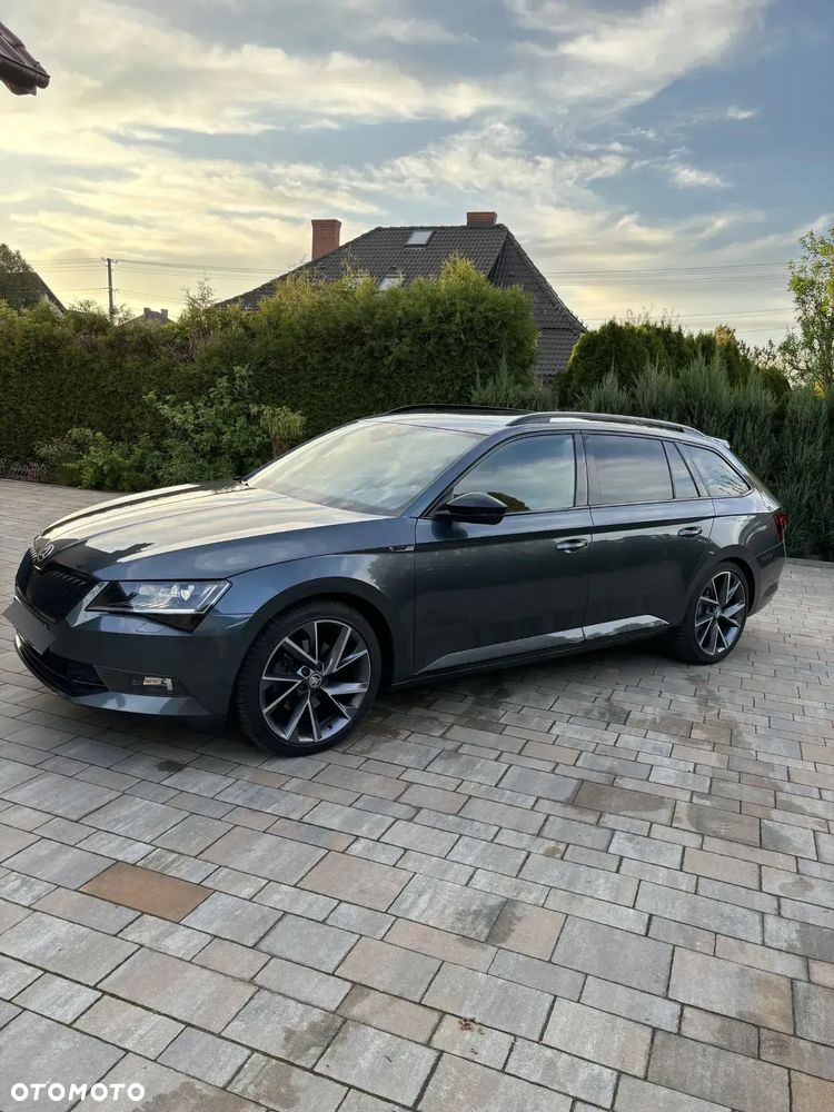 Skoda Superb 2.0 TDI SCR Sportline DSG - 1