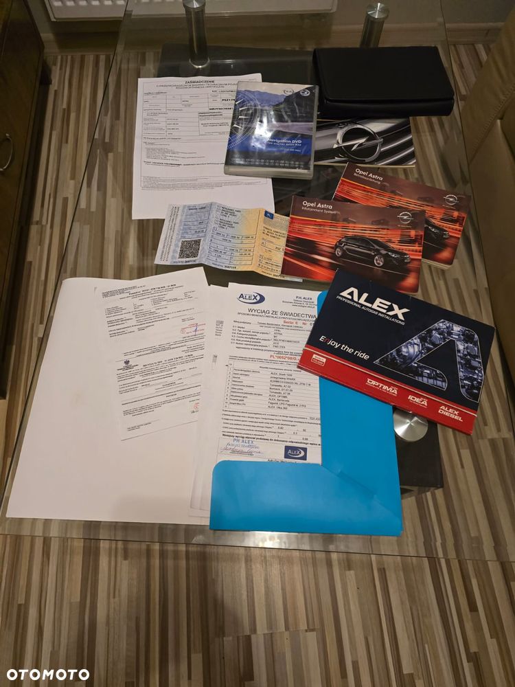 Opel Astra 1.4 Turbo Cosmo - 21
