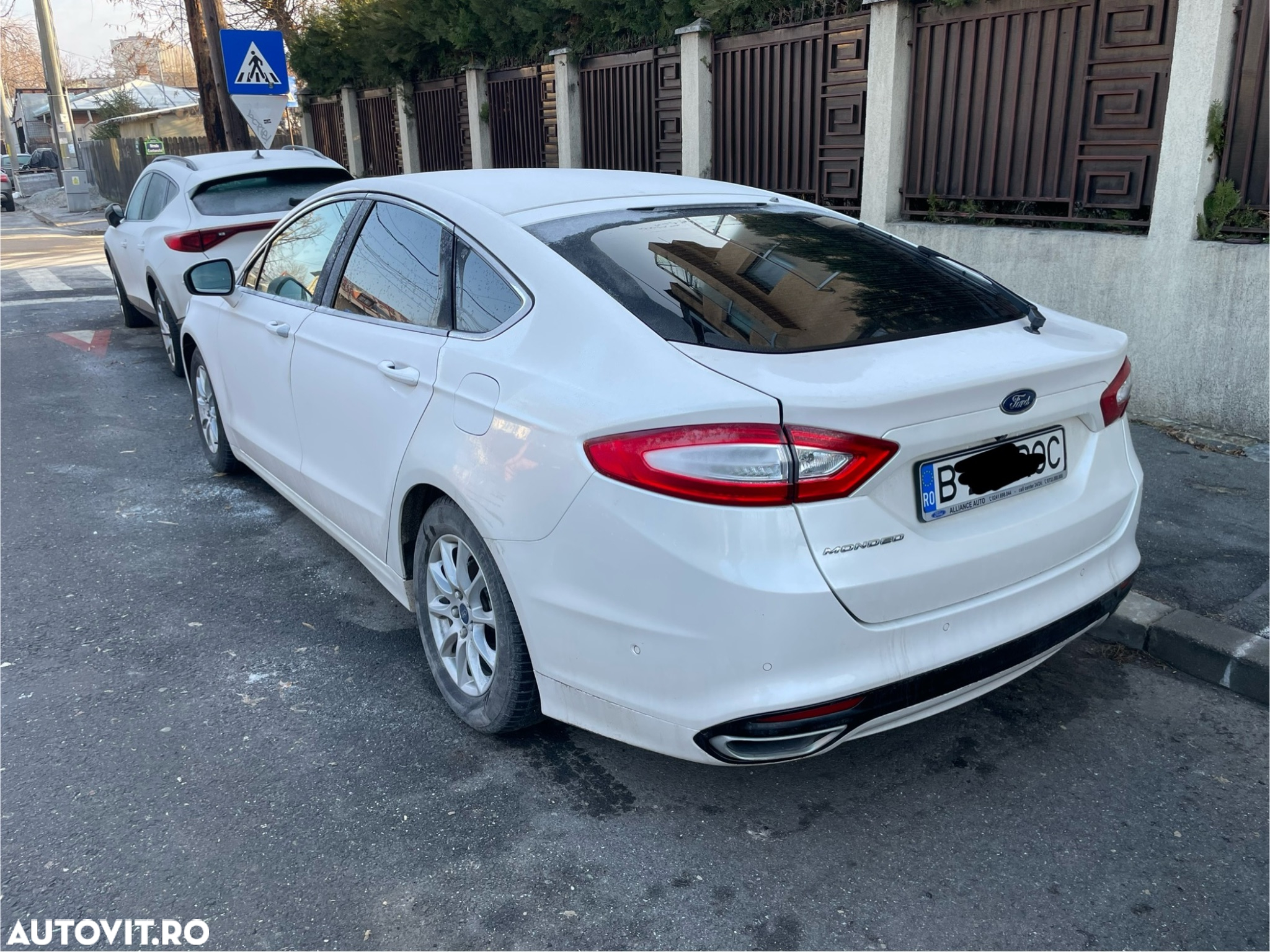 Ford Mondeo 2.0 TDCi Powershift AWD Titanium - 2