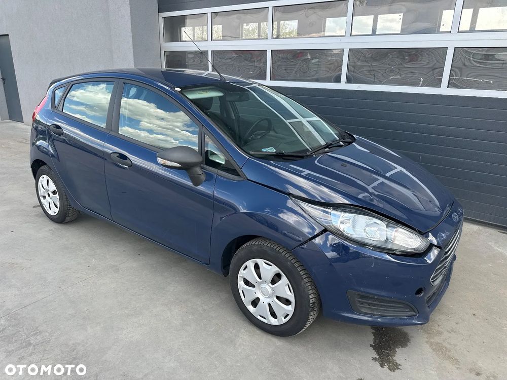 Ford Fiesta 1.5 TDCi Ambiente - 9