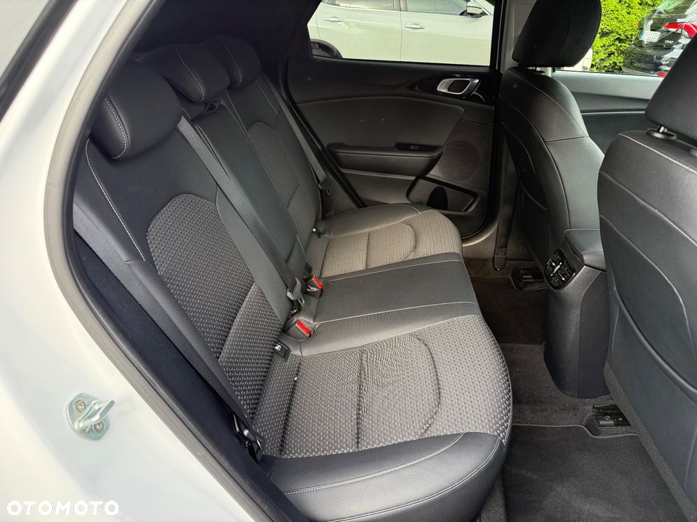 Kia XCeed 1.4 T-GDI OPF VISION - 12