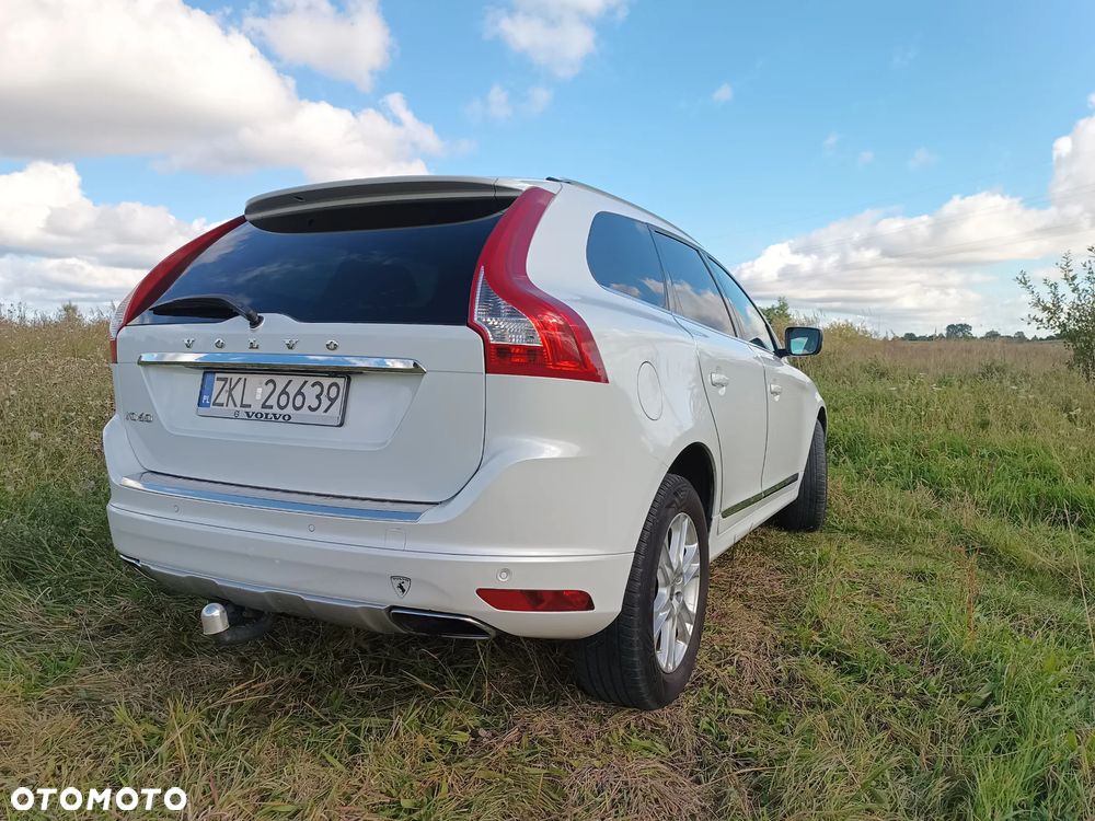 Volvo XC 60 D4 Geartronic Summum - 4
