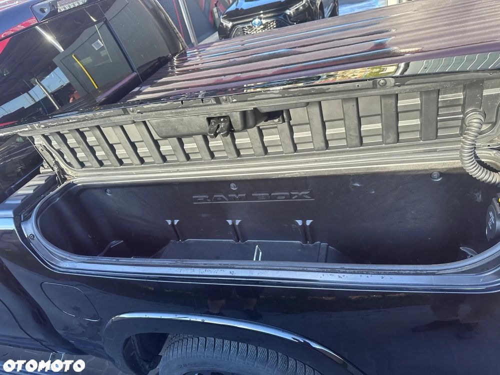 RAM 1500 5.7 Crew Cab Limited - 29