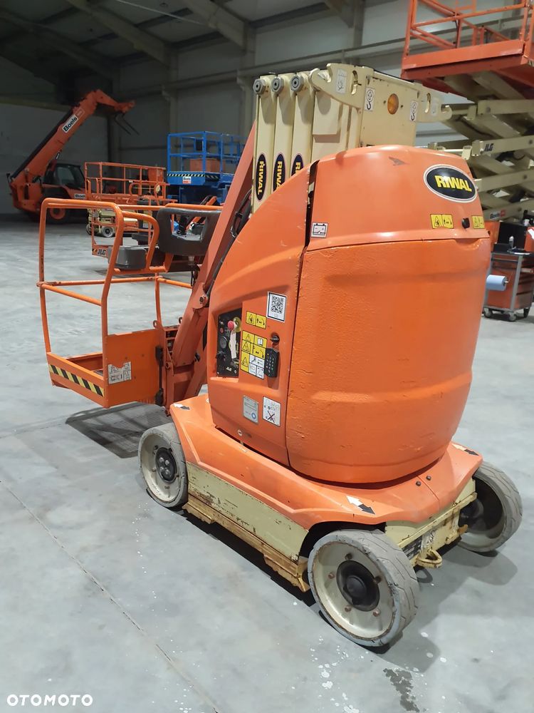 JLG Toucan 10E - 7