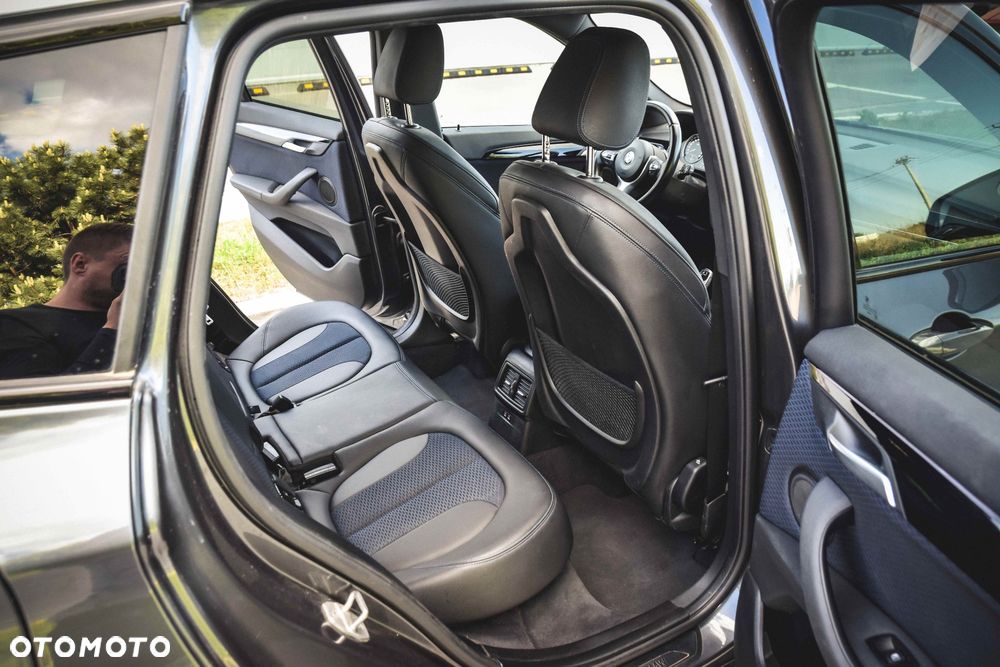 BMW X1 sDrive18d M Sport - 11