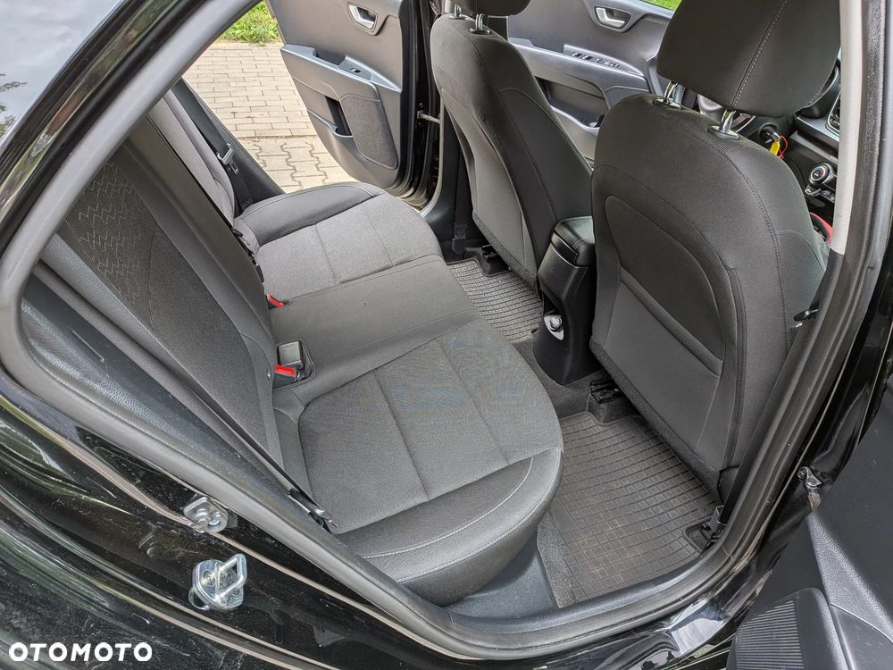 Kia Rio 1.2 Business Line - 23