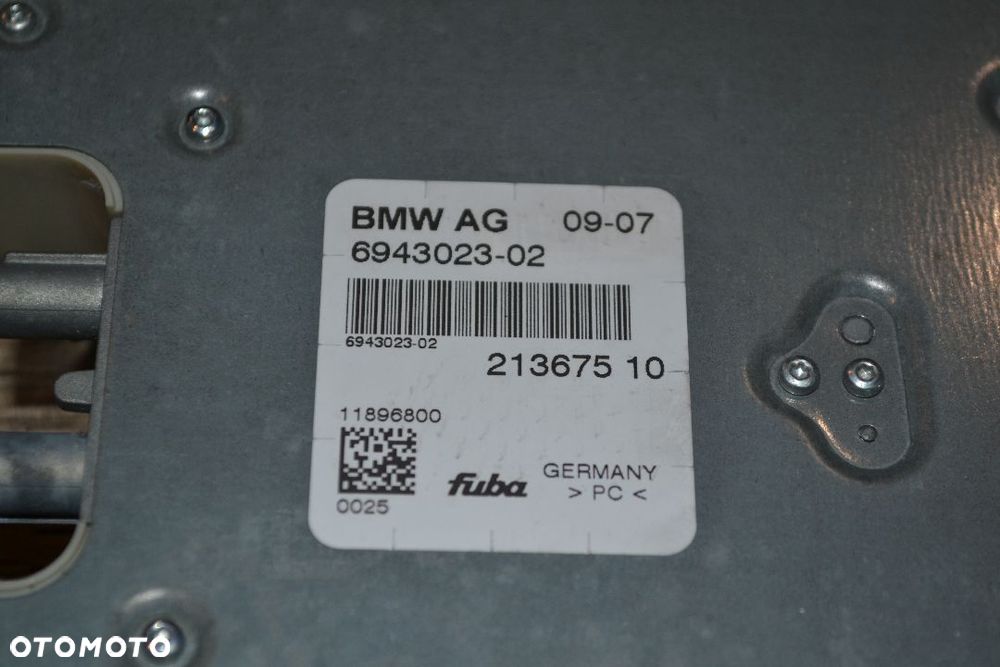 BMW E63 E64 ANTENA WIELOPASMOWA LEWA WZMACNIACZ  6943023 - 2