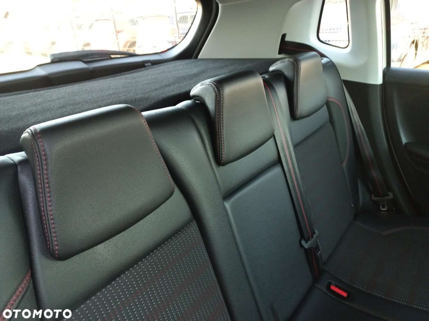 Peugeot 2008 - 19