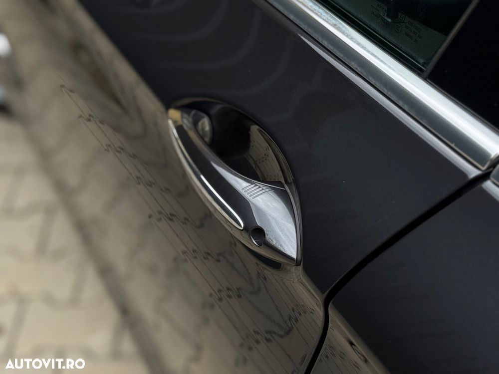 BMW Seria 5 530d xDrive Aut. - 14
